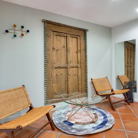 Urbanflat 161 - Grand Rue De Paradis Apartment *